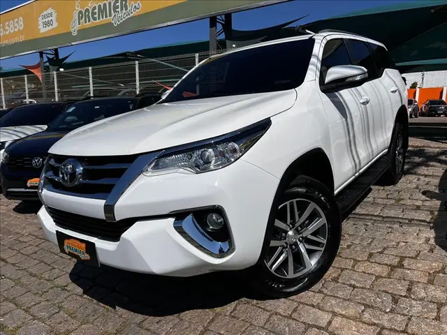 Carro Toyota SW4 2017 2.7 SR 5L 4x2 (Aut) (Flex)