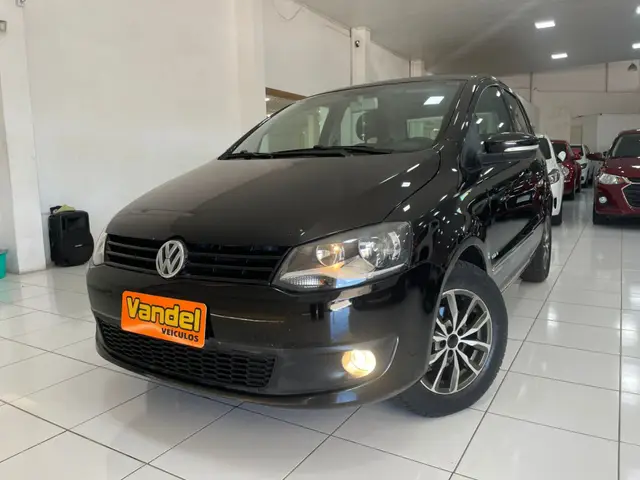 Carro Volkswagen Fox 2013 1.6 VHT Prime I-Motion (Flex)
