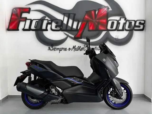 Moto Yamaha XMax 2026 300 Connected