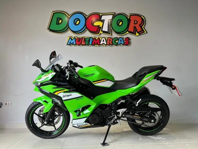 Moto Kawasaki Ninja 2025 500 SE