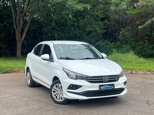 Carro Fiat Cronos 2023 Drive 1.3 (Flex) MT