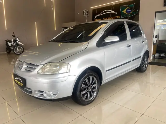 Carro Volkswagen CrossFox 2005 1.6 (Flex)