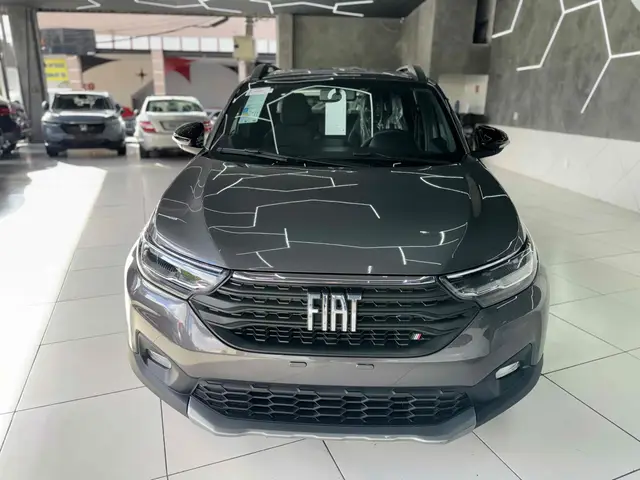Carro Fiat Strada 2025 Volcano 1.3 Flex 8V CD Aut.