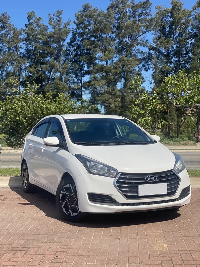 Carro Hyundai HB20S 2018 1.0 Comfort Style (Flex)