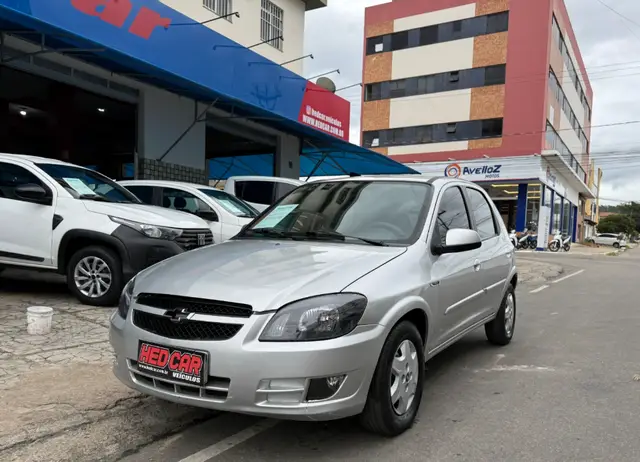 Carro Chevrolet Celta 2013 LT 1.0 (Flex)