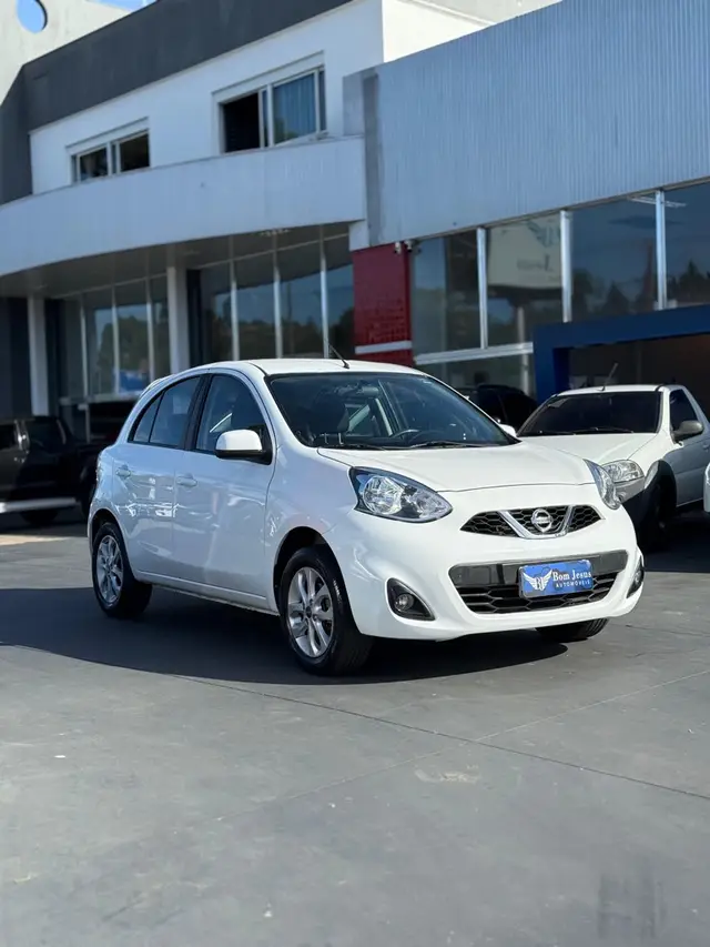 Carro Nissan March 2019 1.6 16V SV (Flex)