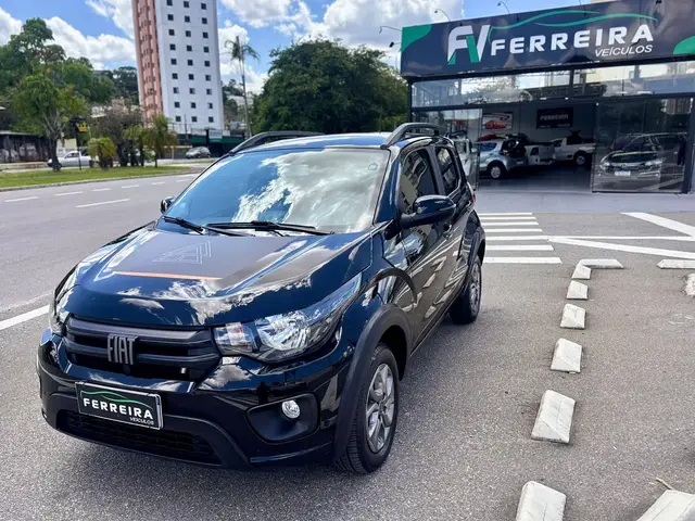 Carro Fiat Mobi 2025 Trekking 1.0