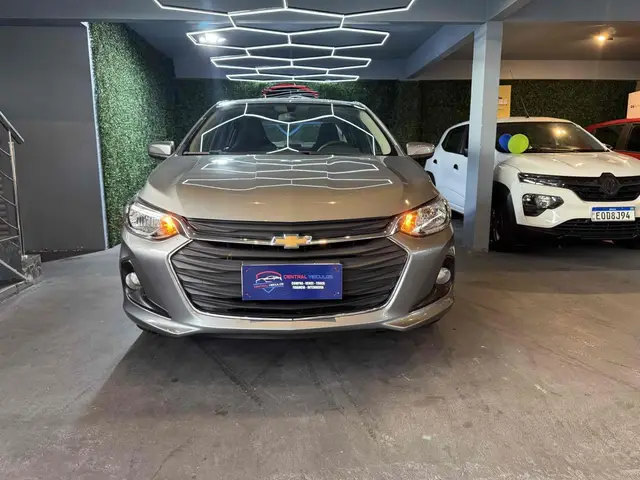 Carro Chevrolet Onix Plus 2025 LT 1.0