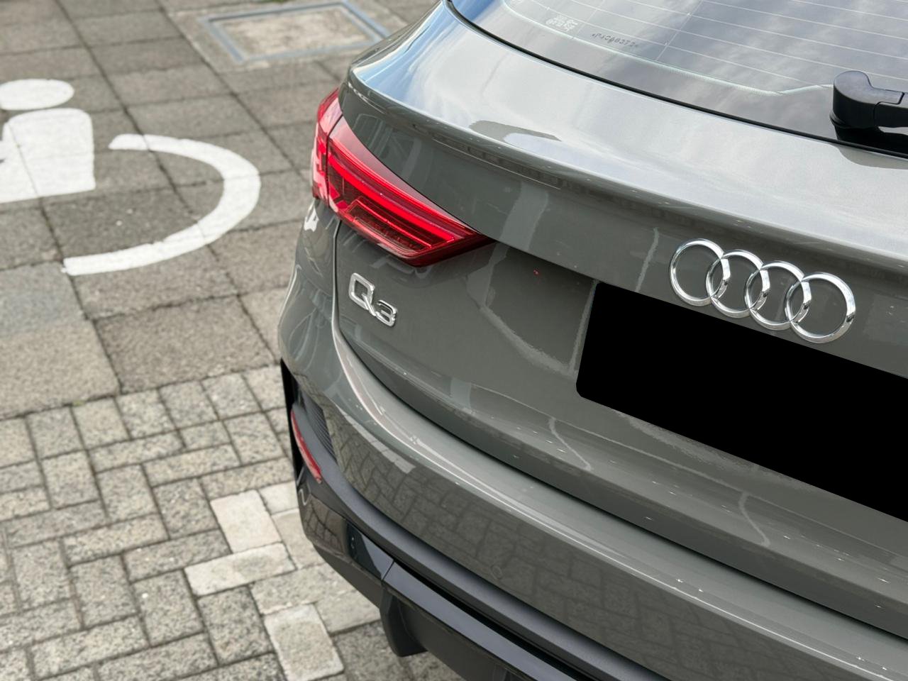 audi q3 sportback performance black 2.0