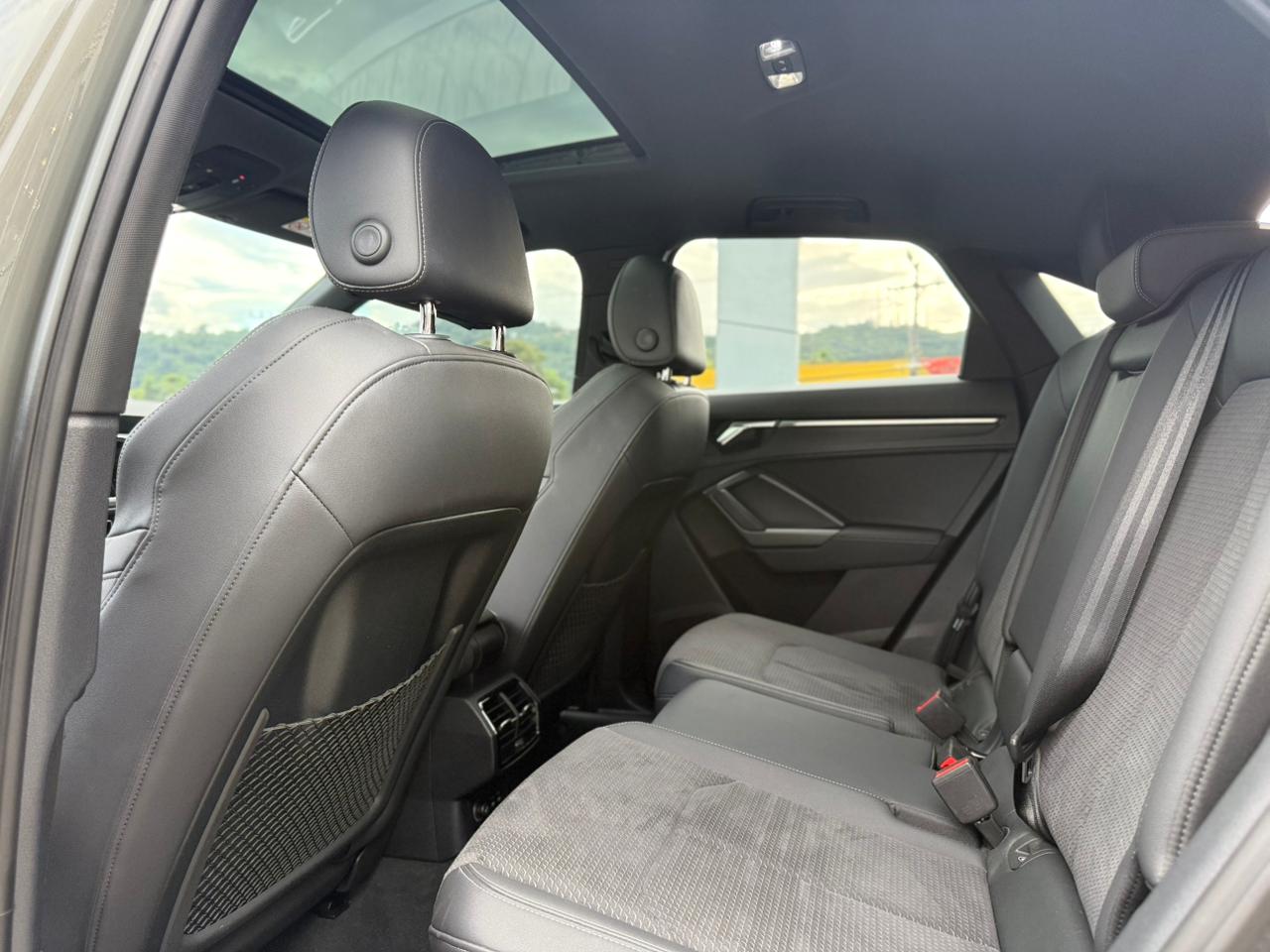 audi q3 sportback performance black 2.0