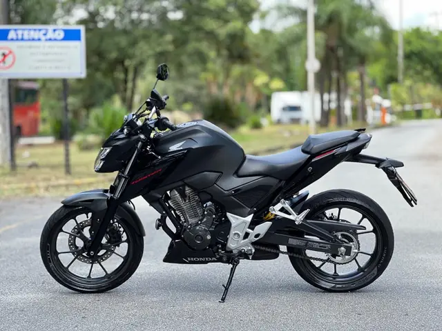 Moto Honda CB 300F Twister 2024 (CBS)