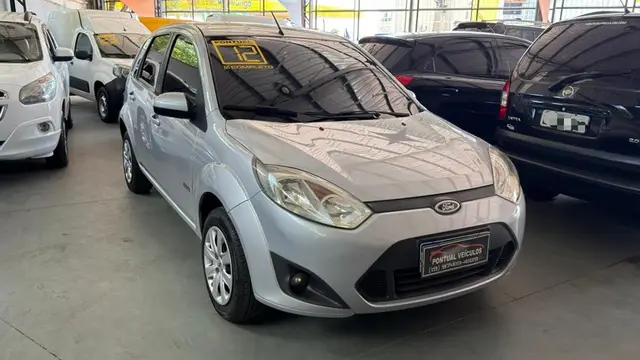 Carro Ford Fiesta Hatch 2012 1.6 (Flex)
