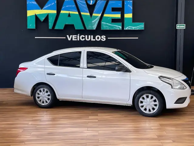 Carro Nissan Versa 2021 1.0 12V V-Drive (Flex)