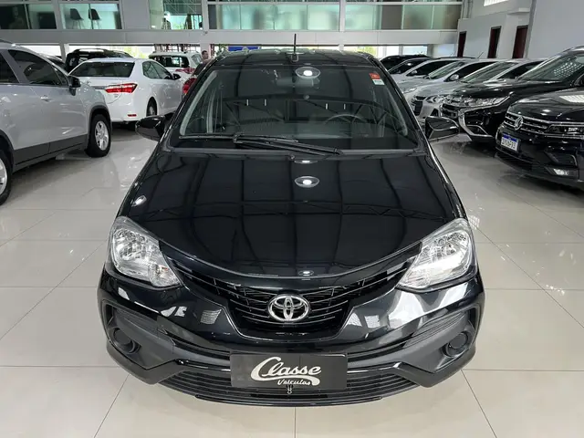 Carro Toyota Etios 2018 XS 1.5 (Aut) (Flex)