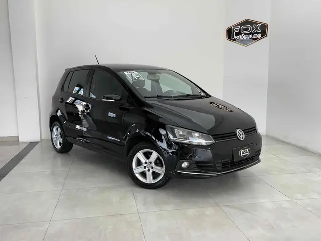 Carro Volkswagen Fox 2015 Comfortline 1.6 MSI (Flex)