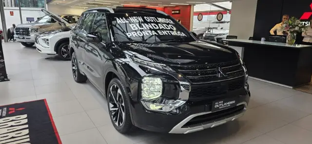 Carro Mitsubishi Outlander 2026 Signature PHEV