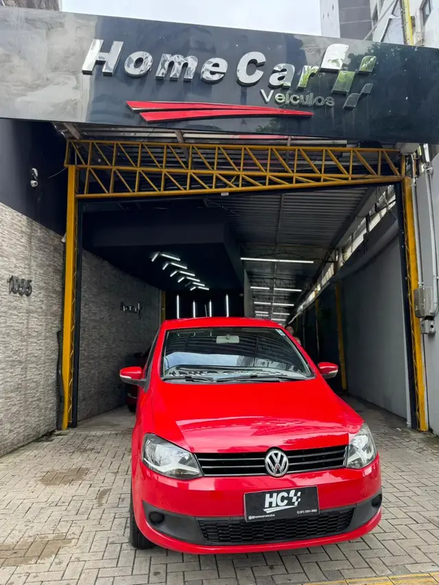 Carro Volkswagen Fox 2014 1.0 TEC (Flex) 4p