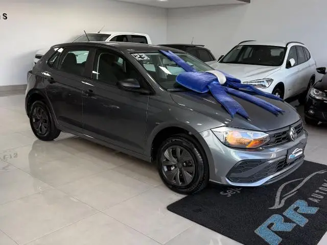 Carro Volkswagen Polo 2023 Track 1.0 Flex 12V 5p