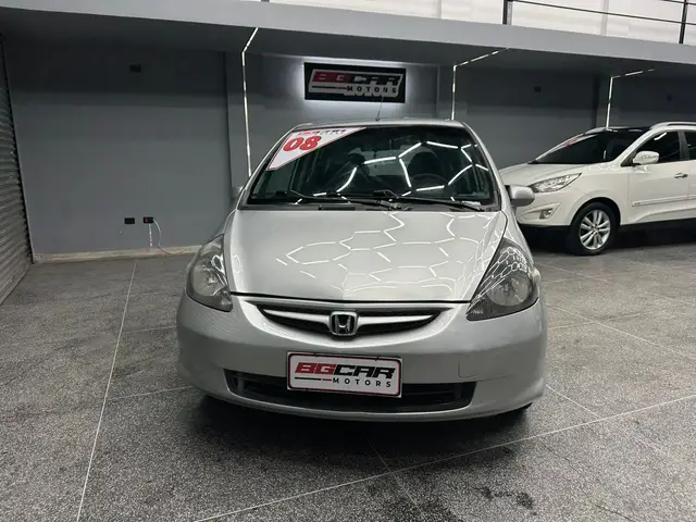 Carro Honda Fit 2008 LX 1.4