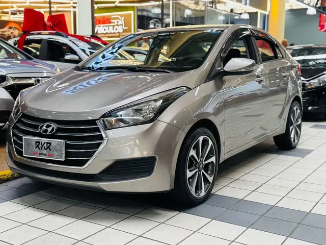 Carro Hyundai HB20S 2017 1.0 Comfort Plus Turbo (Flex)
