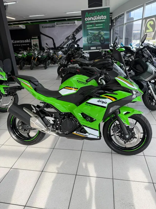 Moto Kawasaki Ninja 2025 500 SE