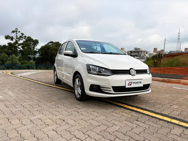 Carro Volkswagen Fox 2016 1.6 MSI Comfortline (Flex)
