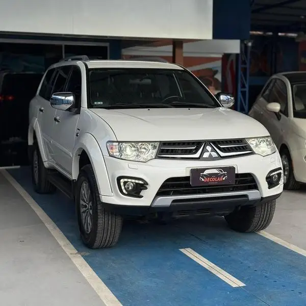 Carro Mitsubishi Pajero 2017 3.5 V6 HPE 4WD (Aut)(Flex)