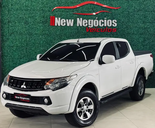 Carro Mitsubishi L200 Triton Sport 2023 GL 2.4