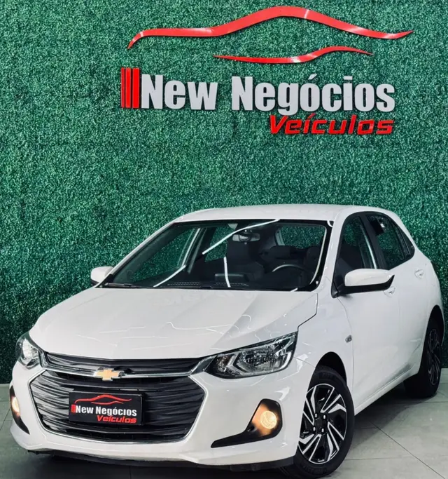 Carro Chevrolet Onix 2024 LT 1.0