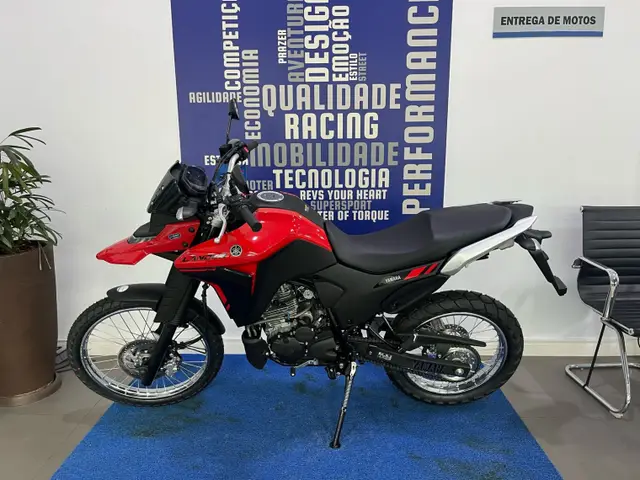 Moto Yamaha XTZ 250 Lander 2025 Connected