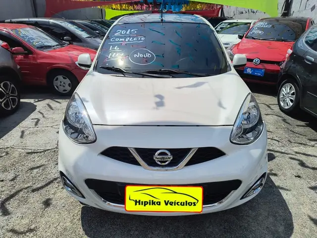 Carro Nissan March 2015 1.6 16V SV (Flex)