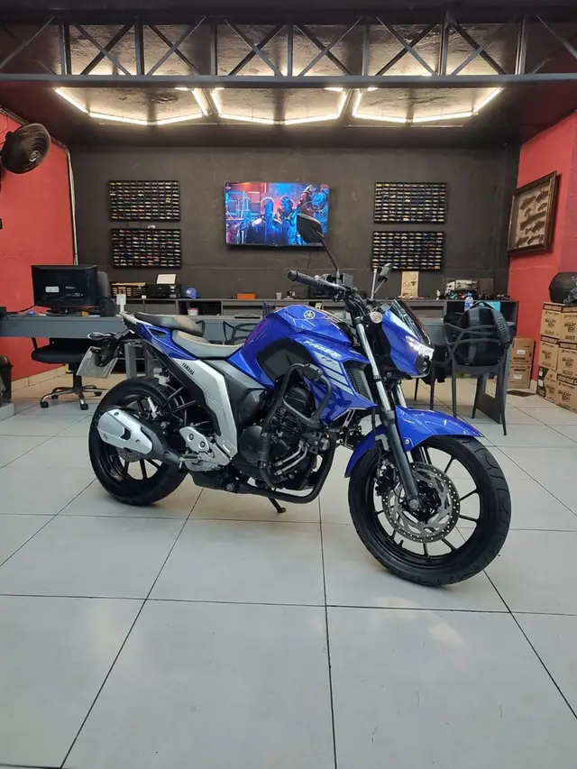 Moto Yamaha YS 250 Fazer 2022 ABS