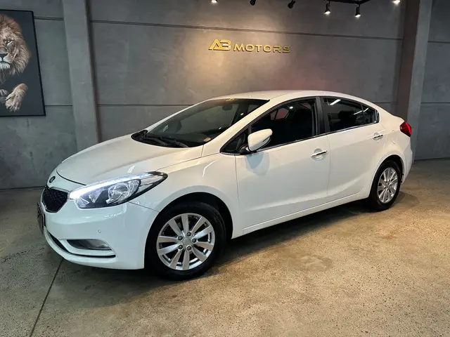Carro Kia Cerato 2016 SX 1.6 (Aut) (Flex)