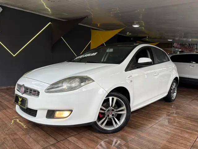 Carro Fiat Bravo 2013 T-Jet 1.4 16V