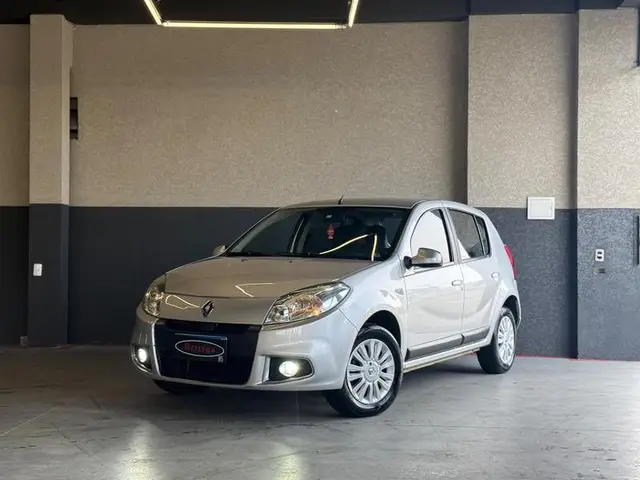 Carro Renault Sandero 2012 Privilège 1.6 8V Hi-Torque (flex)