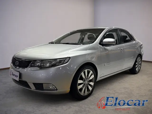 Carro Kia Cerato 2013 SX 1.6 16V (Aut)