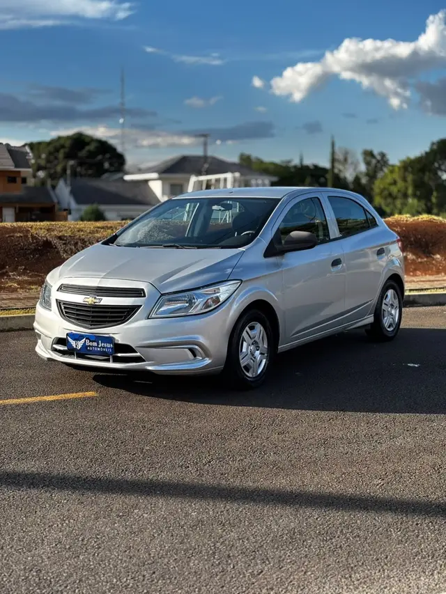 Carro Chevrolet Onix 2018 1.0 Joy SPE/4