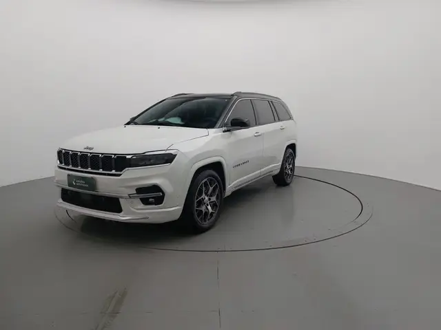 Carro Jeep Commander 2025 Overland 1.3 T270