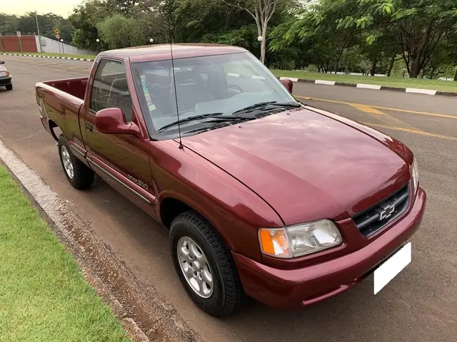 Carro Chevrolet S10 Cabine Simples 1995 S10 4x2 2.2 LS (Cab Simples)
