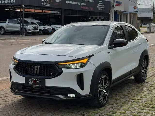 Carro Fiat Fastback 2023 Turbo 270 Limited Edition