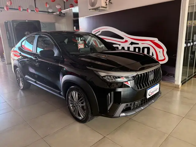 Carro Fiat Fastback 2026 Turbo 200