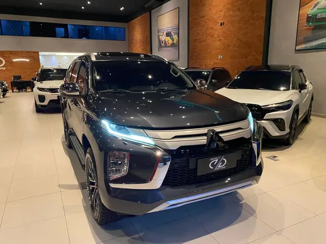 Carro Mitsubishi Pajero Sport 2022 2.4 DI-D HPE-S (Aut) 4x4