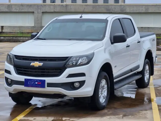 Carro Chevrolet S10 Cabine Dupla 2020 S10 2.8 CTDI LS 4WD (Cabine Dupla)