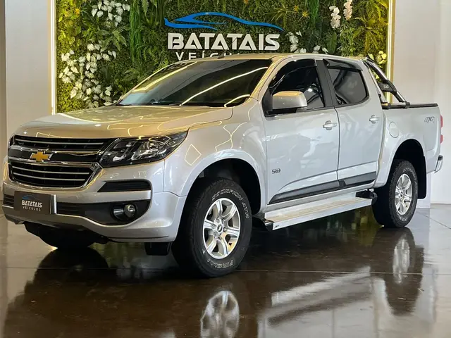 Carro Chevrolet S10 Cabine Dupla 2019 S10 2.5 ECOTEC SIDI LT 4WD (Cabine Dupla) (Aut)