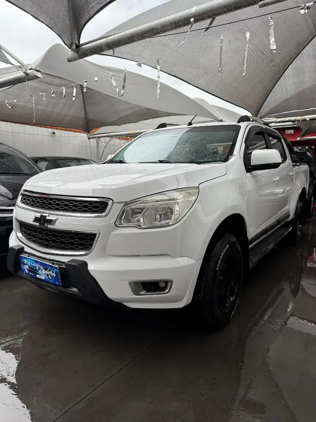 Carro Chevrolet S10 Cabine Dupla 2013 S10 LS 2.4 4x2 (Cab Dupla) (Flex)