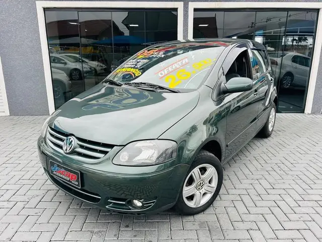 Carro Volkswagen Fox 2005 Plus 1.6 8V (Flex)