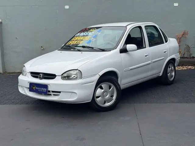 Carro Chevrolet Classic 2007 Corsa Sedan  Life 1.6