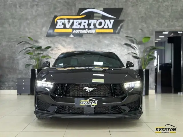 Carro Ford Mustang 2024 GT Performance