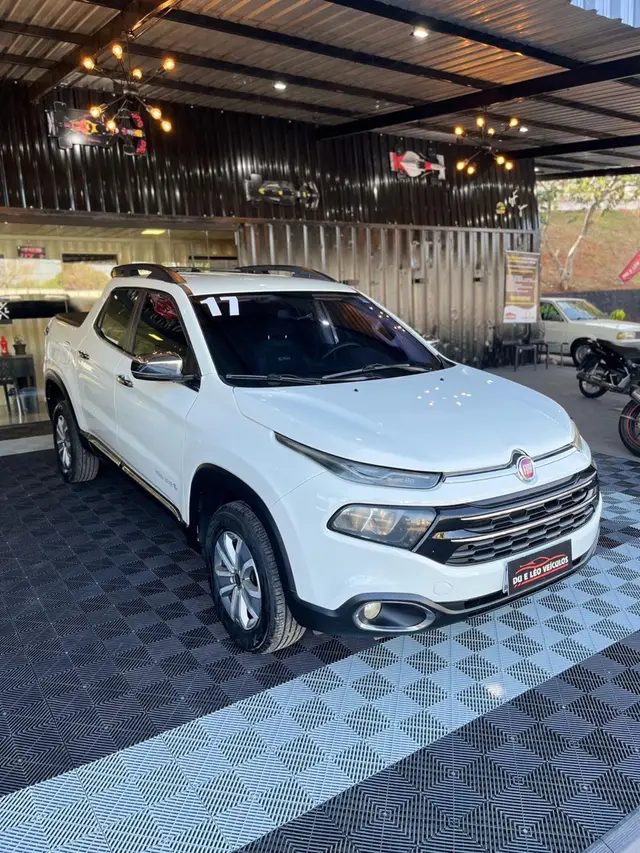 Carro Fiat Toro 2017 Freedom 1.8 AT6 4x2 (Flex)