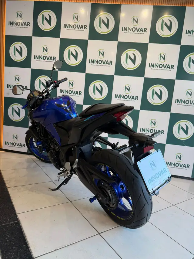 Moto Yamaha MT-03 2023 ABS